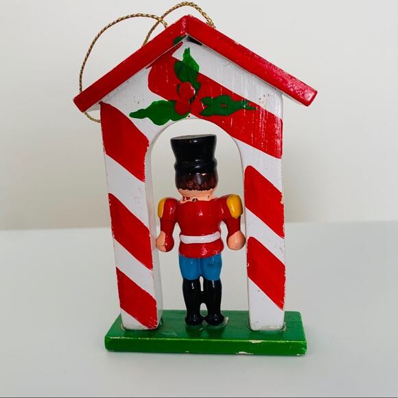 Vintage Soldier Ornament - Picture 3 of 7